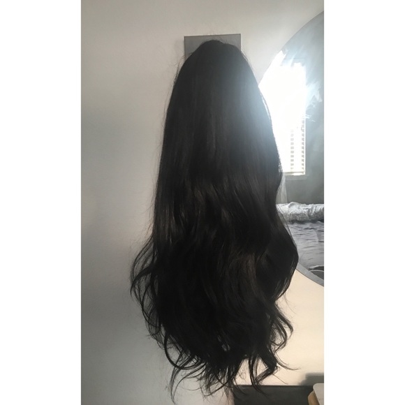 Wig - Picture 5 of 5